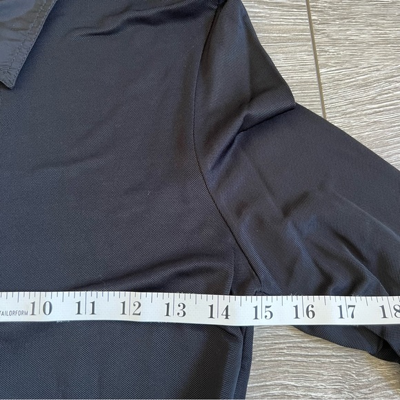 LAURÈL JEANS (Escada) classic black button up shirt
EUC - Picture 4 of 10